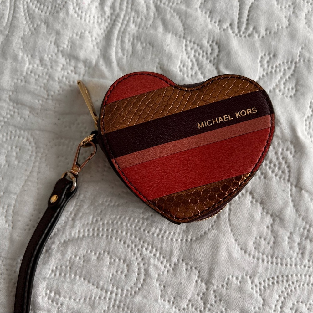 Michael Kors heart wristlet